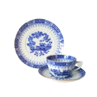 Filiżanka w zestawie śniadaniowym trio, kobaltowa dekoracja China Blau, złocona
